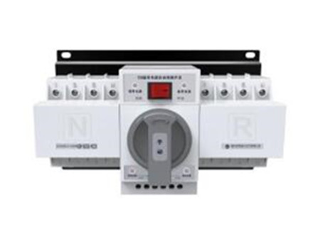 3極雙電源轉(zhuǎn)換開關(guān)與4極雙電源轉(zhuǎn)換開關(guān)的區(qū)別?